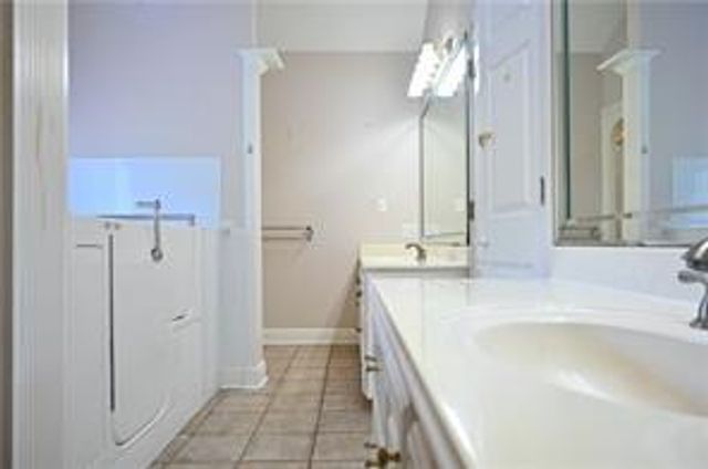 8040 HWY 28 EAST Highway, Pineville, LA 71360