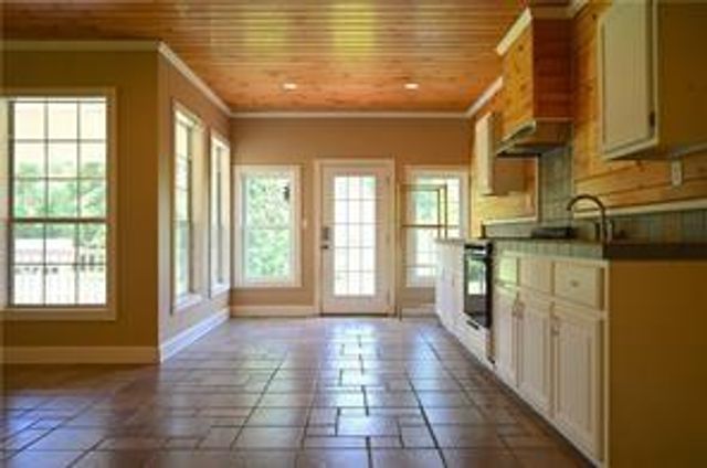 8040 HWY 28 EAST Highway, Pineville, LA 71360