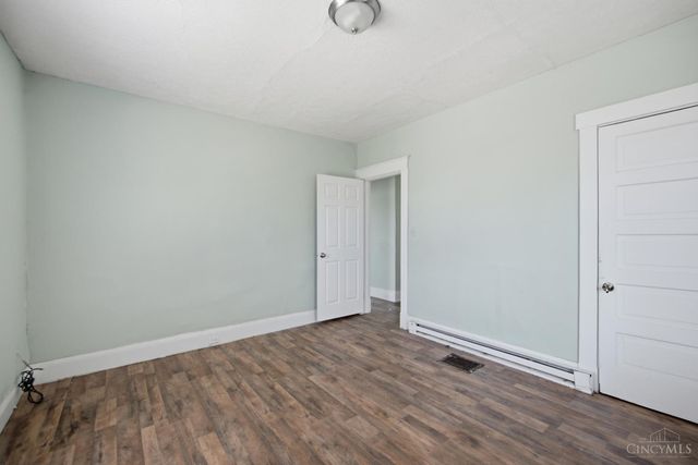 3238 Gilbert Avenue, Cincinnati, OH 45207