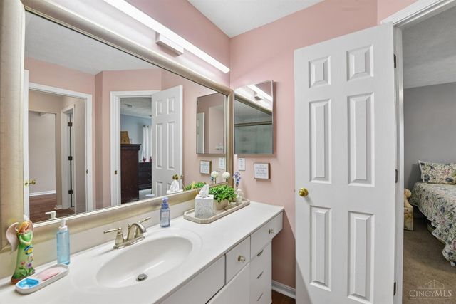 4355 Towneside Court, Mason, OH 45040