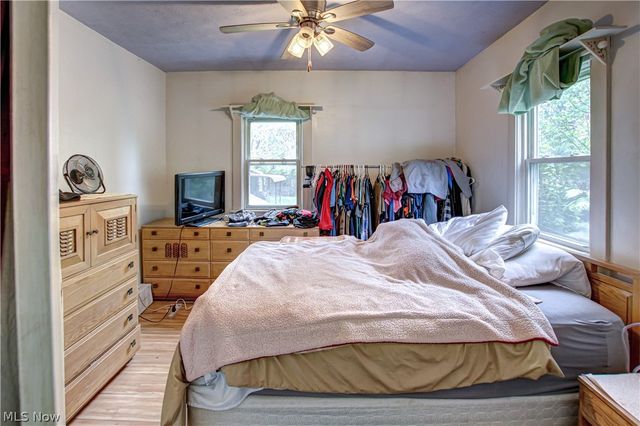 25 Forbes Road, Bedford, OH 44146