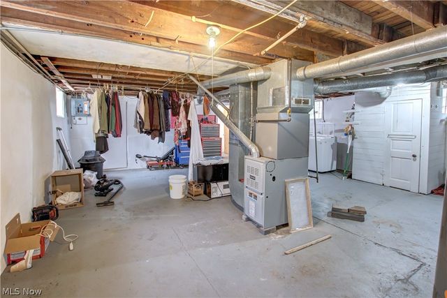 25 Forbes Road, Bedford, OH 44146