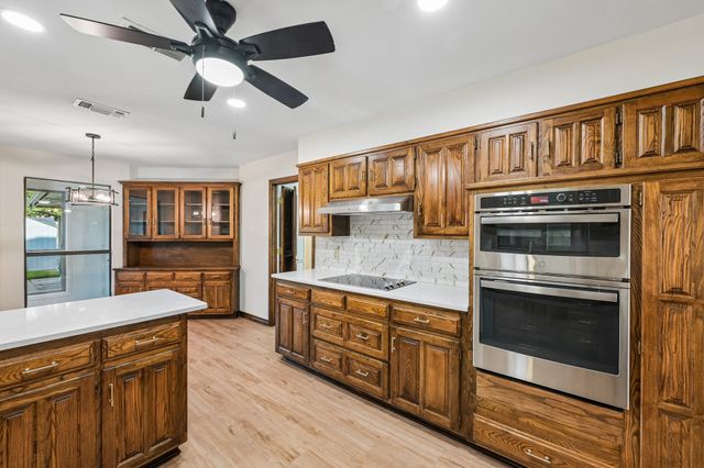 1412 Wagonwheel Court, Irving, TX 75061