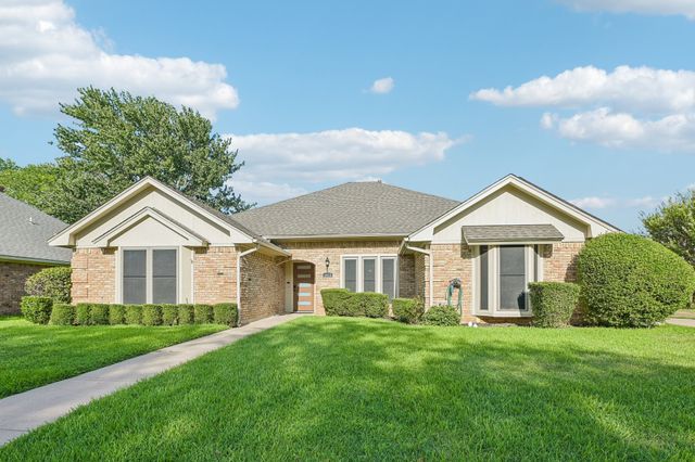 1412 Wagonwheel Court, Irving, TX 75061