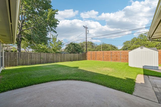 1412 Wagonwheel Court, Irving, TX 75061