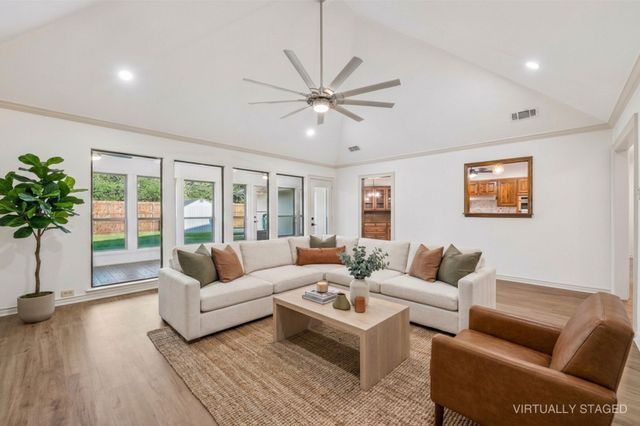 1412 Wagonwheel Court, Irving, TX 75061