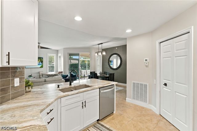 9160 Southmont CV 101, Fort Myers, FL 33908
