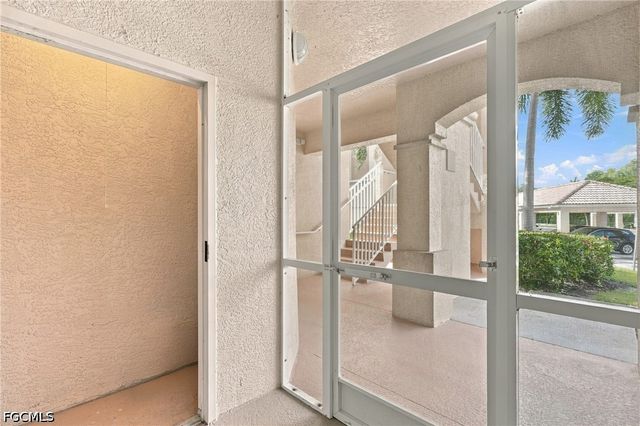 9160 Southmont CV 101, Fort Myers, FL 33908