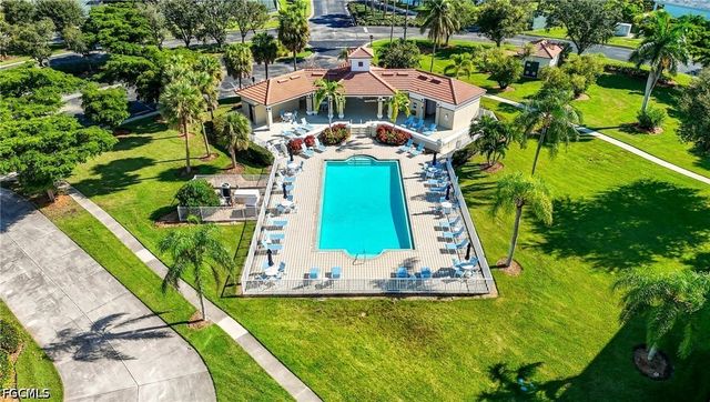 9160 Southmont CV 101, Fort Myers, FL 33908