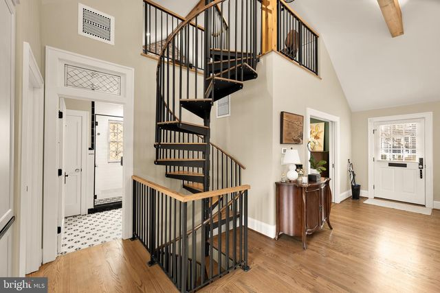 3421 21ST AVE N, Arlington, VA 22207