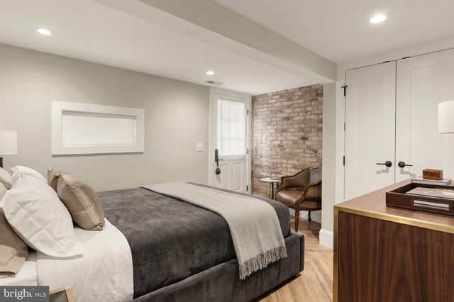 3421 21ST AVE N, Arlington, VA 22207