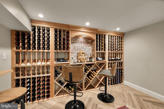 3421 21ST AVE N, Arlington, VA 22207