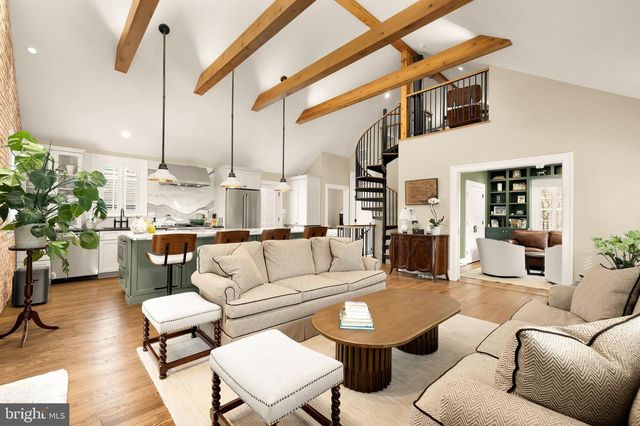 3421 21ST AVE N, Arlington, VA 22207