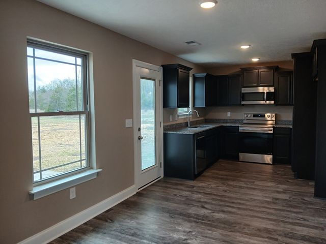 2910 Valley Farms Drive, Christiana, TN 37037