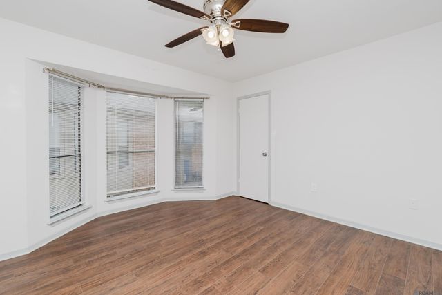 1757 S Brightside View Dr, Baton Rouge, LA 70820