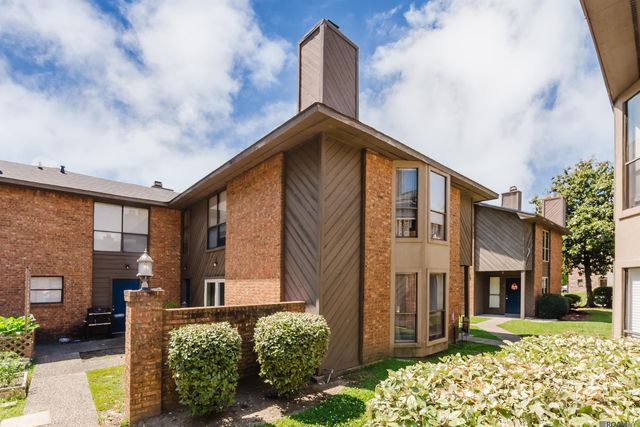 1757 S Brightside View Dr, Baton Rouge, LA 70820