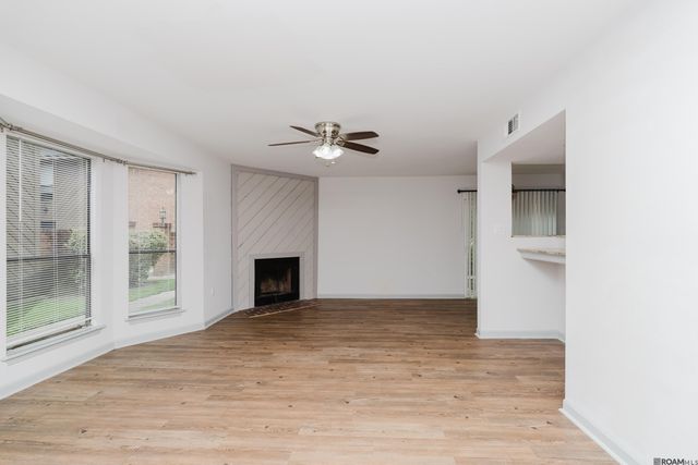 1757 S Brightside View Dr, Baton Rouge, LA 70820