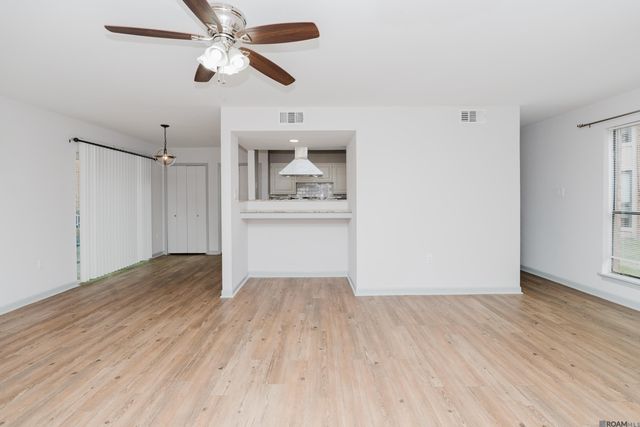 1757 S Brightside View Dr, Baton Rouge, LA 70820