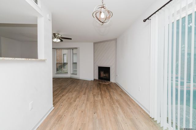 1757 S Brightside View Dr, Baton Rouge, LA 70820