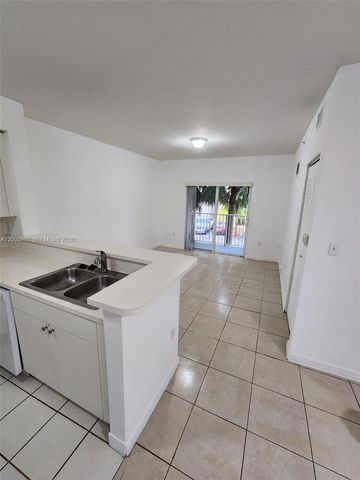 11060 SW 196th St 209, Cutler Bay, FL 33157