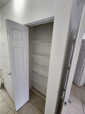 11060 SW 196th St 209, Cutler Bay, FL 33157