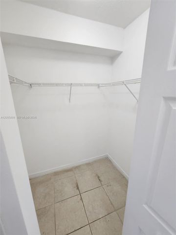 11060 SW 196th St 209, Cutler Bay, FL 33157