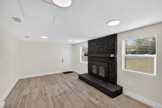 17352 US HIGHWAY 41, Spring Hill, FL 34610