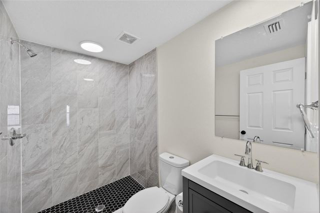 17352 US HIGHWAY 41, Spring Hill, FL 34610