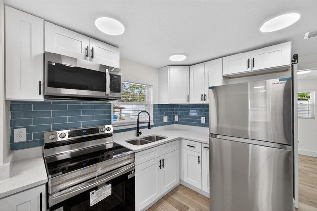 17352 US HIGHWAY 41, Spring Hill, FL 34610