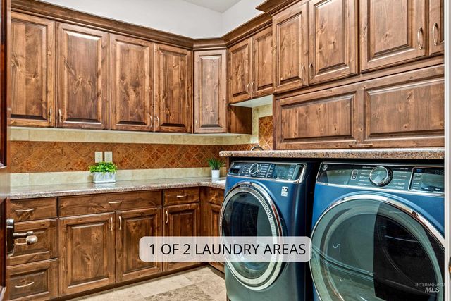 1020 W Shearwater Lane, Eagle, ID 83616