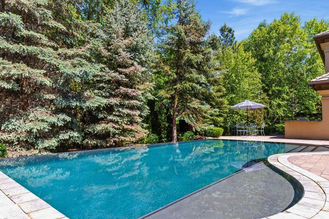 1020 W Shearwater Lane, Eagle, ID 83616