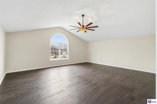 219 Meadowlake Drive, Radcliff, KY 40160