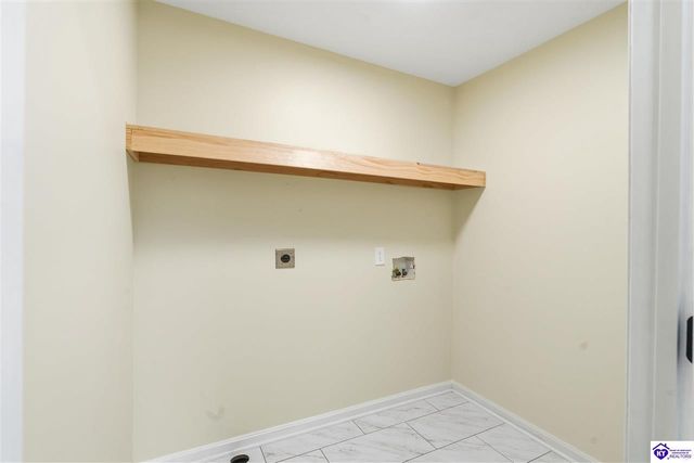 219 Meadowlake Drive, Radcliff, KY 40160