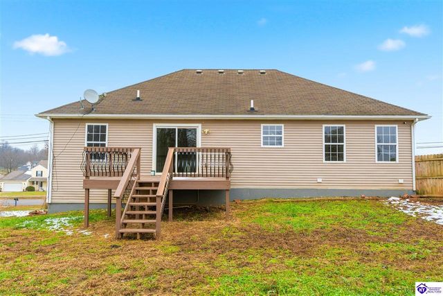 219 Meadowlake Drive, Radcliff, KY 40160