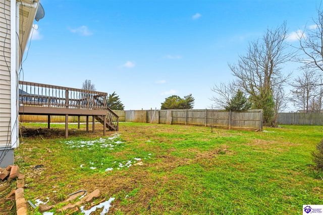 219 Meadowlake Drive, Radcliff, KY 40160