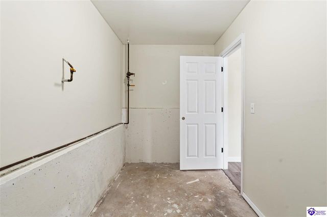 219 Meadowlake Drive, Radcliff, KY 40160