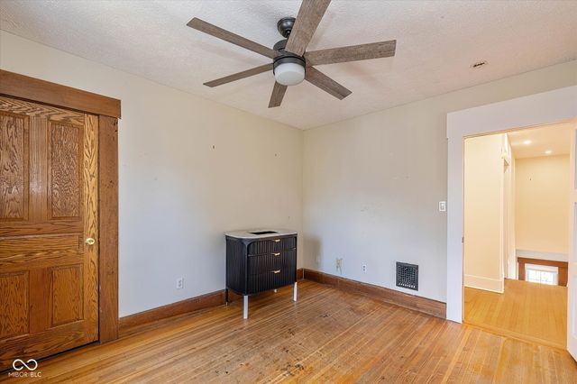 373 E Burgess Avenue, Indianapolis, IN 46219