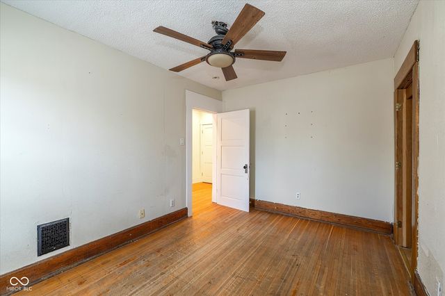 373 E Burgess Avenue, Indianapolis, IN 46219