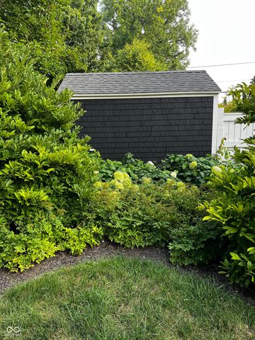 373 E Burgess Avenue, Indianapolis, IN 46219