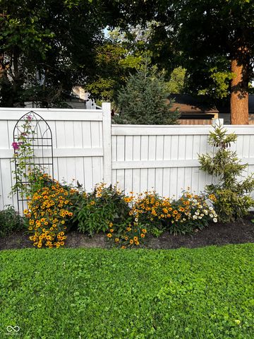 373 E Burgess Avenue, Indianapolis, IN 46219