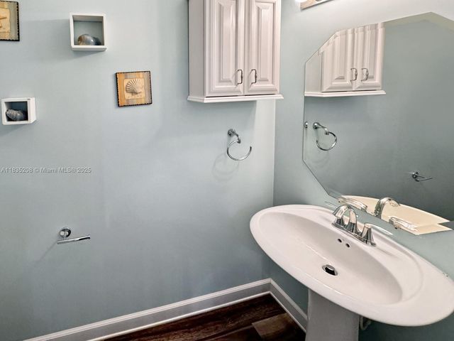 4126 Cascada Cir, Cooper City, FL 33024