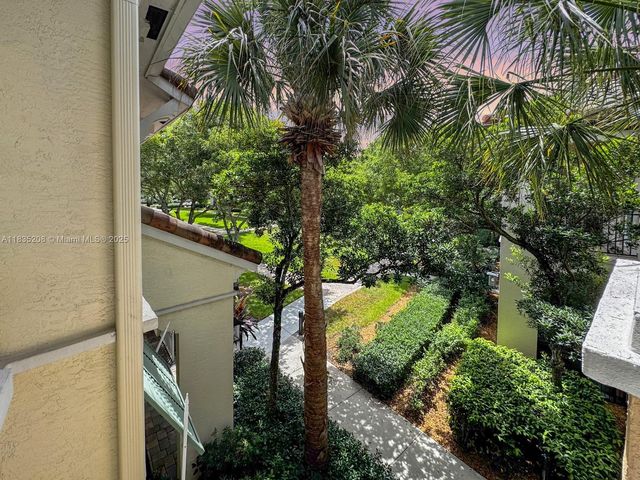4126 Cascada Cir, Cooper City, FL 33024