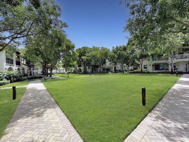 4126 Cascada Cir, Cooper City, FL 33024