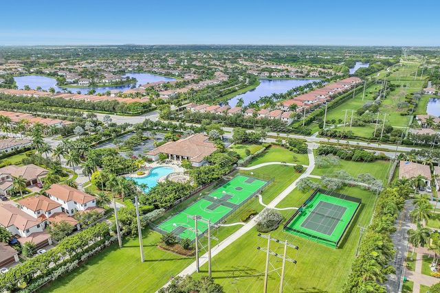 4126 Cascada Cir, Cooper City, FL 33024