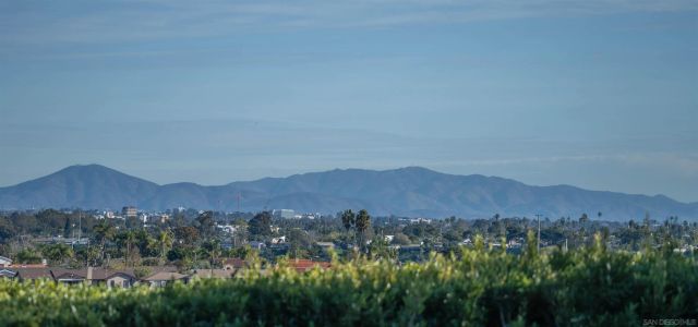 7835 La Jolla Vista Dr, La Jolla, CA 92037