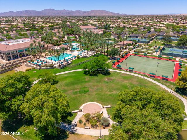 20174 N SHADOW MOUNTAIN Drive, Surprise, AZ 85374