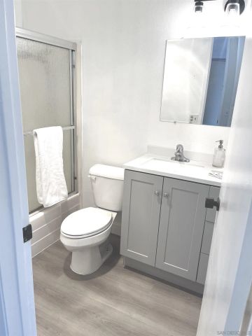 727 Sapphire St 301, San Diego, CA 92109