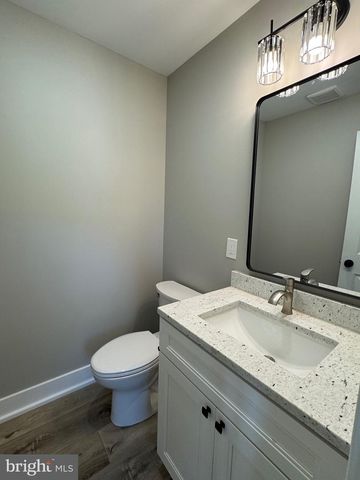 3706 S MOUNTAIN RD, Knoxville, MD 21758