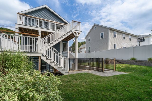 25 Locust St 2, Winthrop, MA 02152