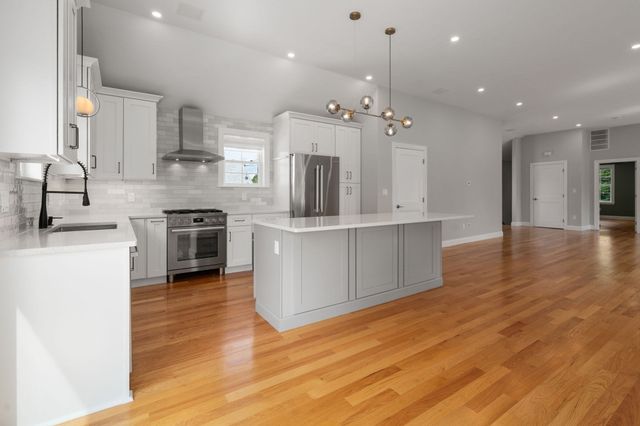25 Locust St 2, Winthrop, MA 02152